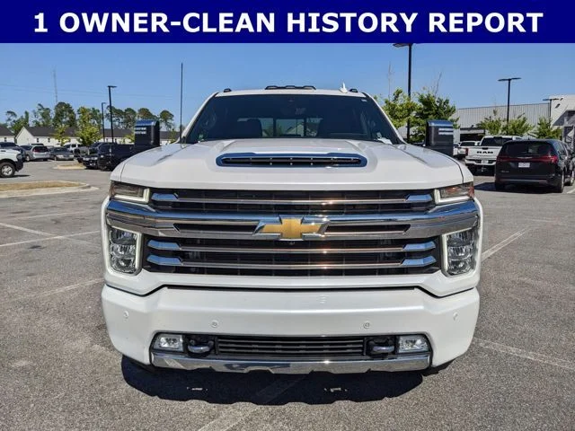 Used 2022 Beige Chevrolet High Country image 12
