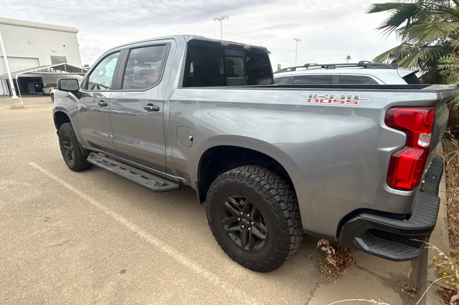 Used 2019 SATIN STEEL METALLIC Chevrolet LT Trail Boss image 22
