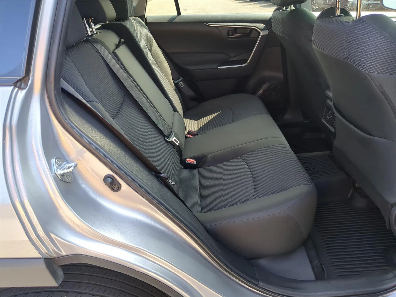 Used 2025 Silver Sky Metallic Toyota LE image 29