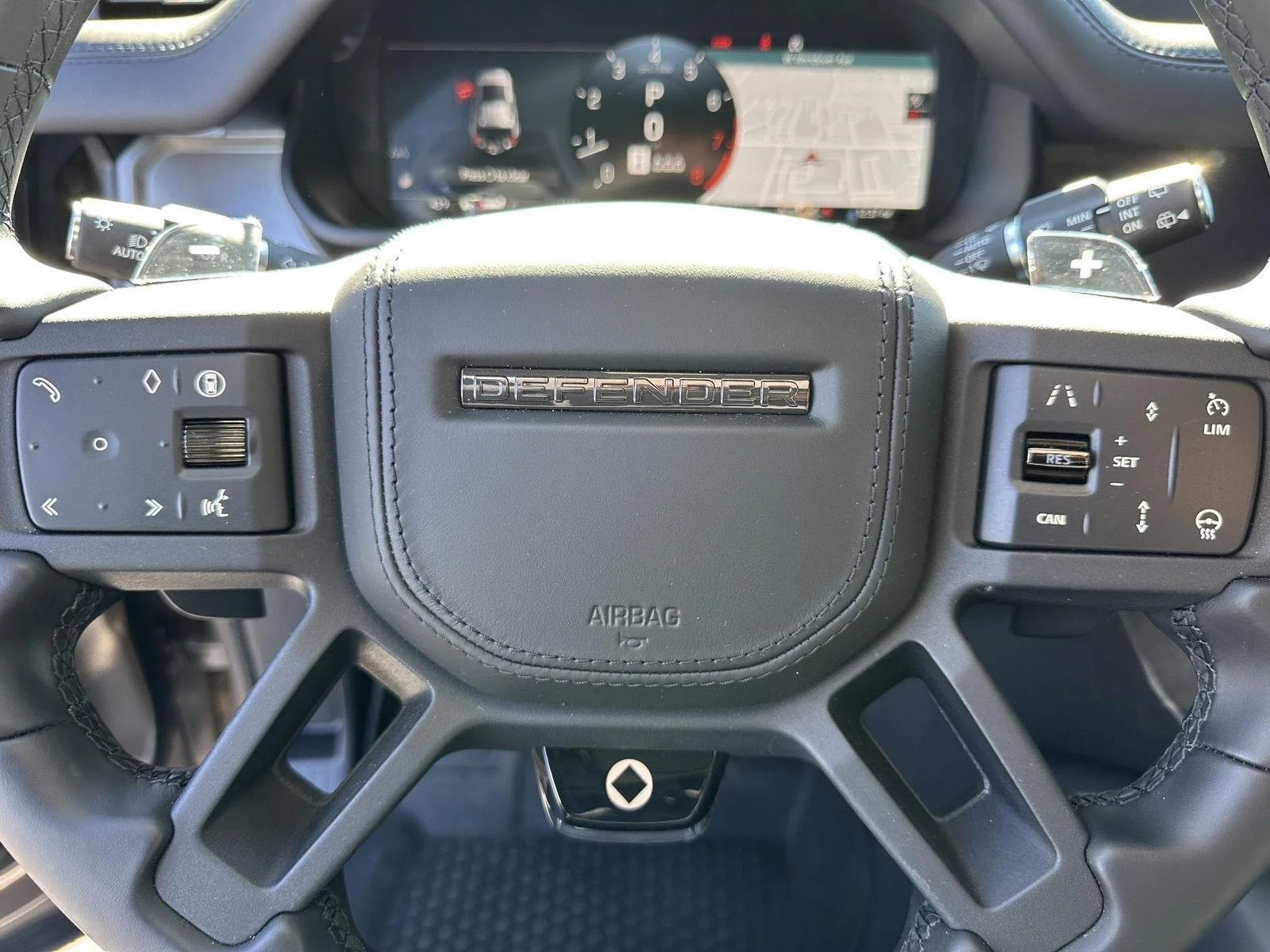 Used 2025 Petra Copper Premium Metallic Land Rover OCTA Edition One image 24