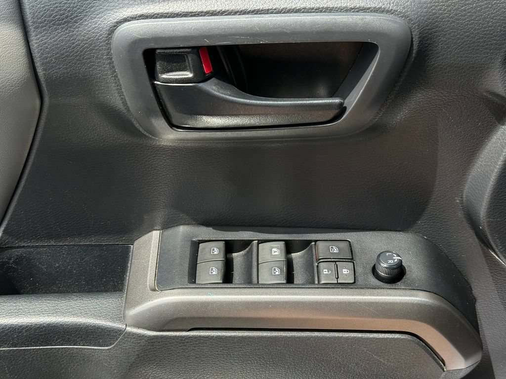 Used 2022 Gray Toyota SR5 image 25