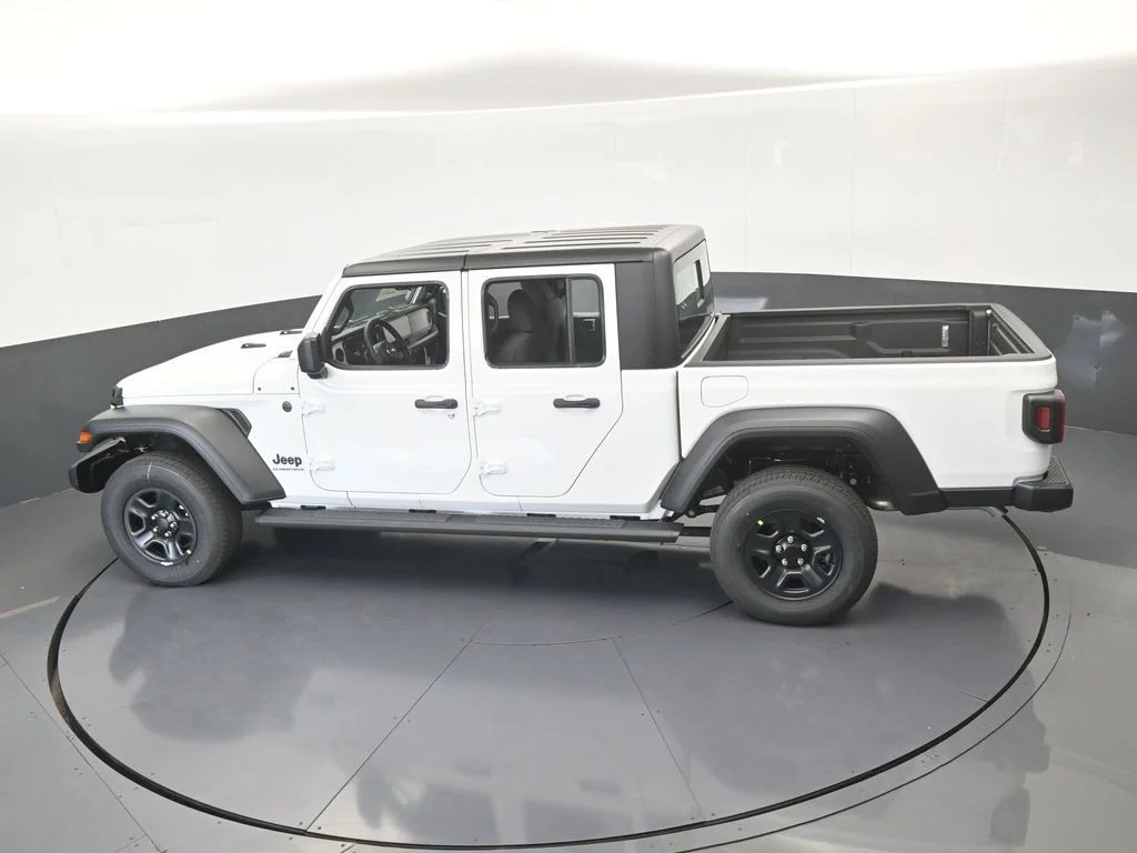 New 2026 Bright White Clear-Coat Exterior Paint Jeep Sport image 39