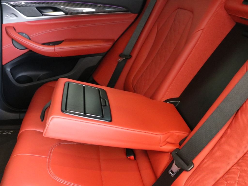 Used 2021 White BMW M image 52