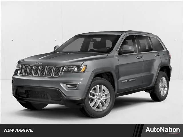 Used 2018 Billet Silver Metallic Clearcoat Jeep Altitude image 1