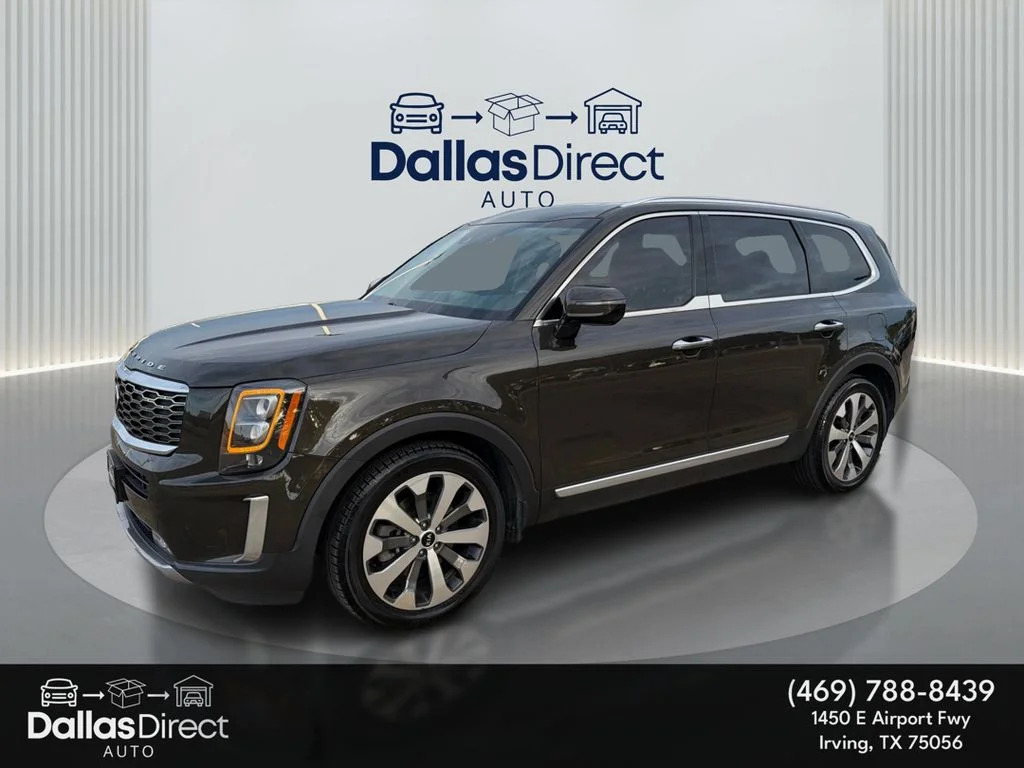 Used 2020 Dark Moss Kia SX image 1