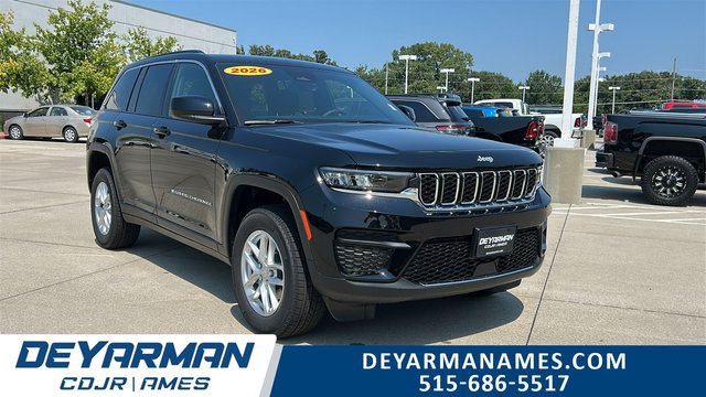 2026 Jeep Grand Cherokee Laredo