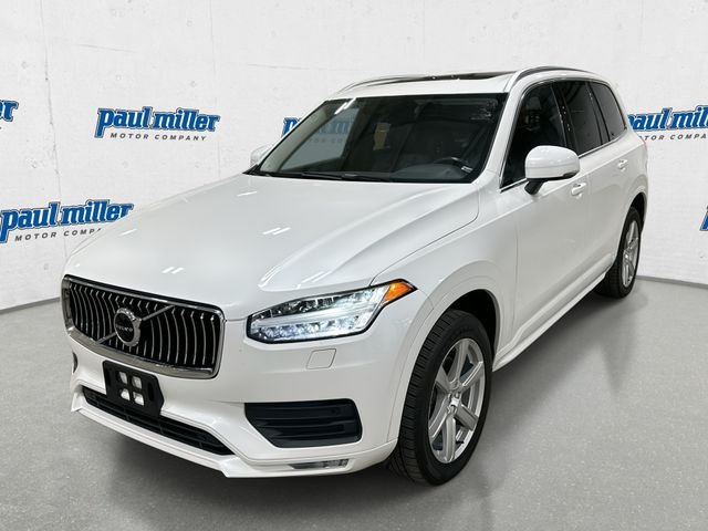 2022 Volvo XC90 T5 Momentum AWD's photo