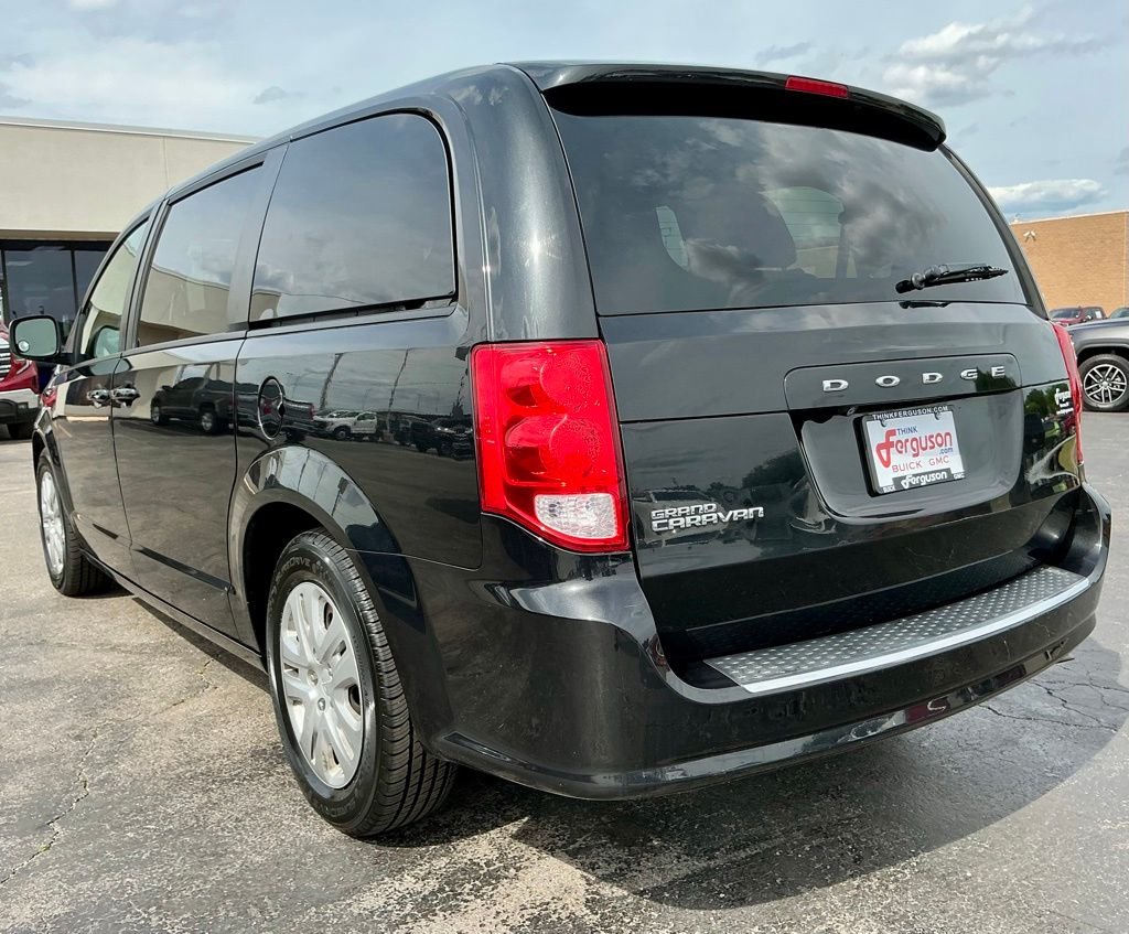 Used 2018 Black Dodge SE image 13