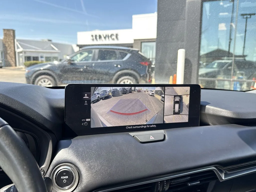 Used 2024 Silver Mazda Premium Plus image 17
