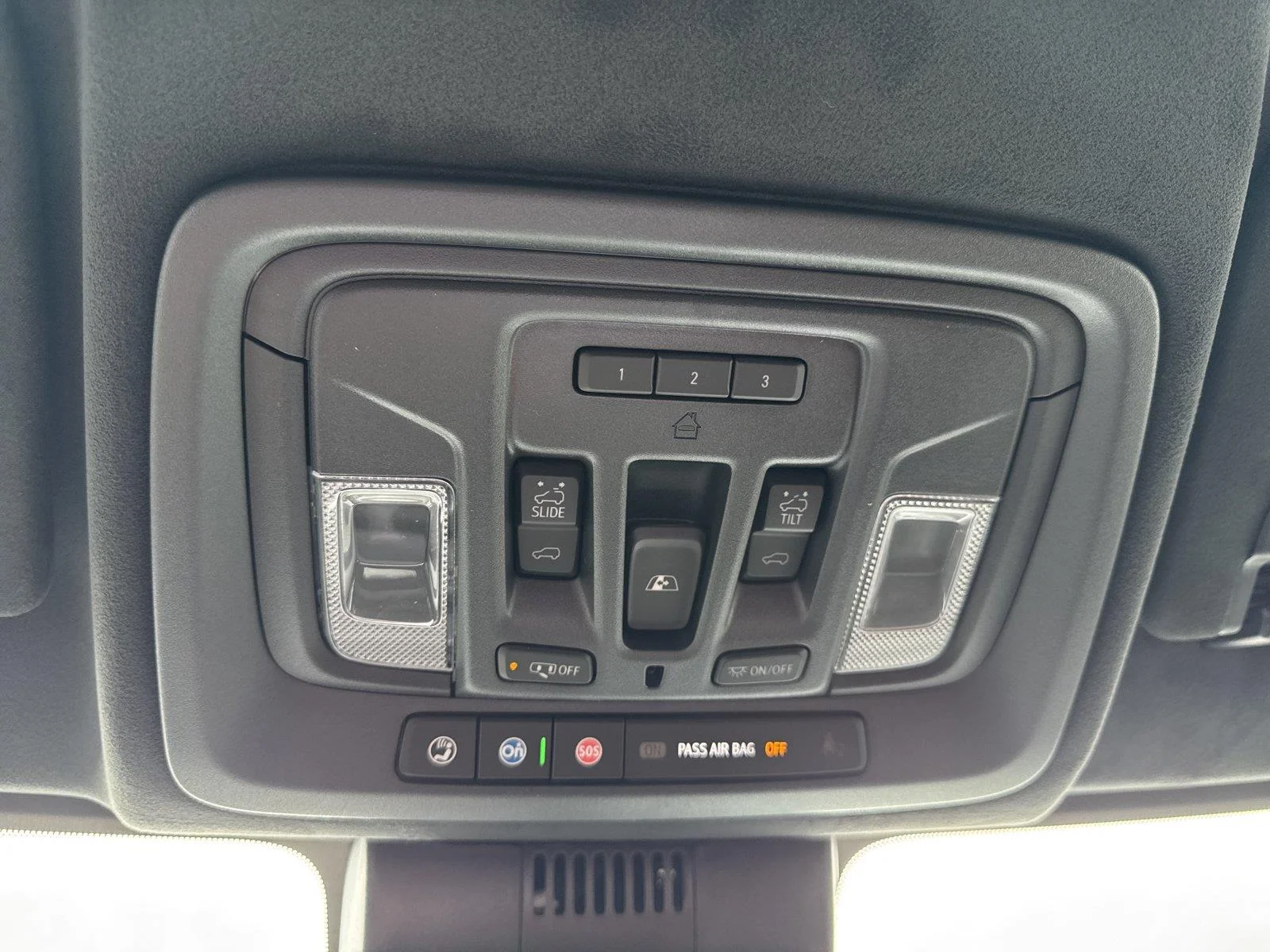 New 2026 Glacier White Tricoat GMC Denali Ultimate image 29