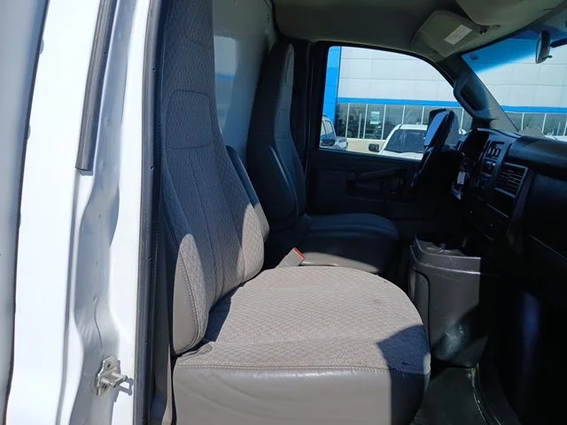 Used 2016 White GMC Work Van image 19