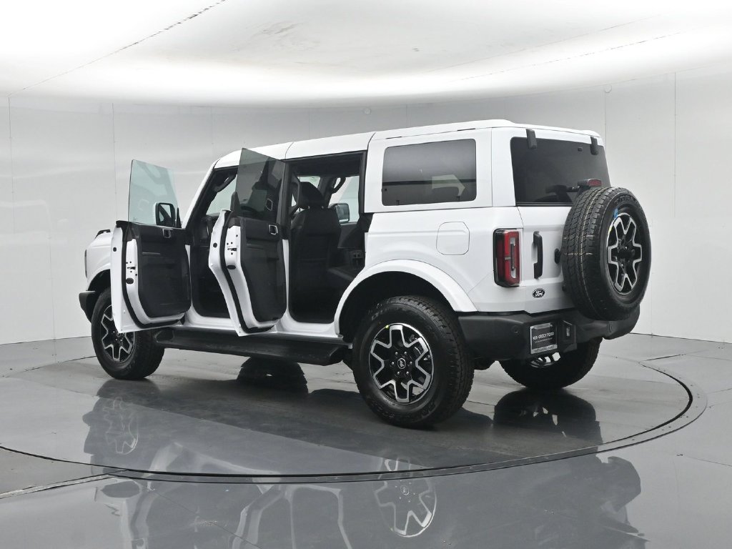 New 2026 Oxford White Ford Outer Banks image 34