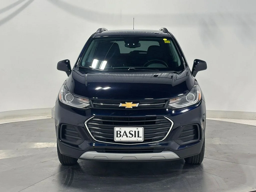 Used 2021 Blue Chevrolet LT image 9