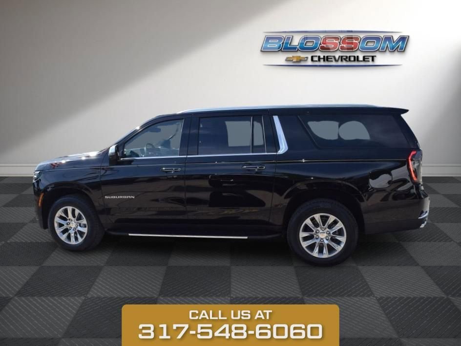 2026 Chevrolet Suburban Premier - Photo 5