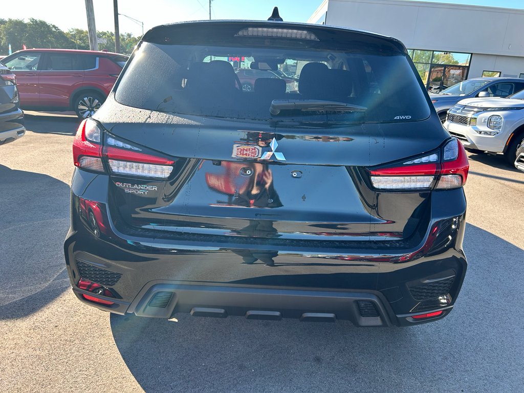 2025 Mitsubishi Outlander Sport SE - Photo 6