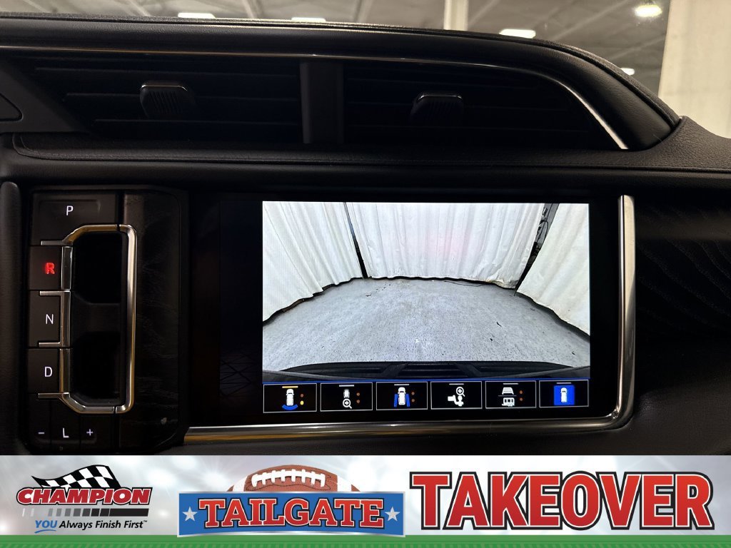 2022 GMC Yukon Denali - Photo 19