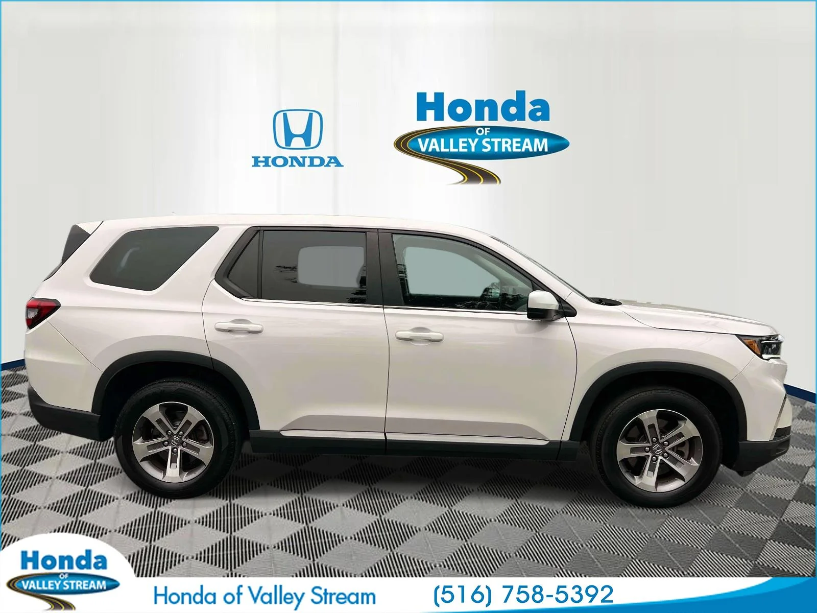 Certified Used 2023 White Honda EX-L image 4