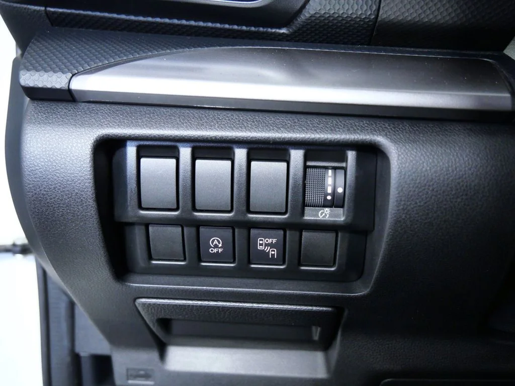 Used 2020 White Subaru Premium image 28