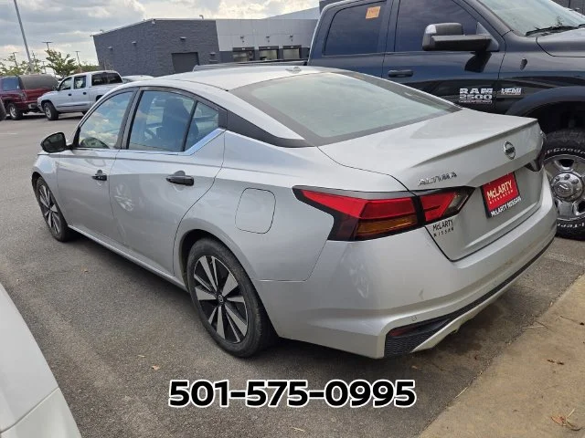 Used 2022 Nissan Altima SV with VIN 1N4BL4DV0NN352394 for sale in Benton, AR