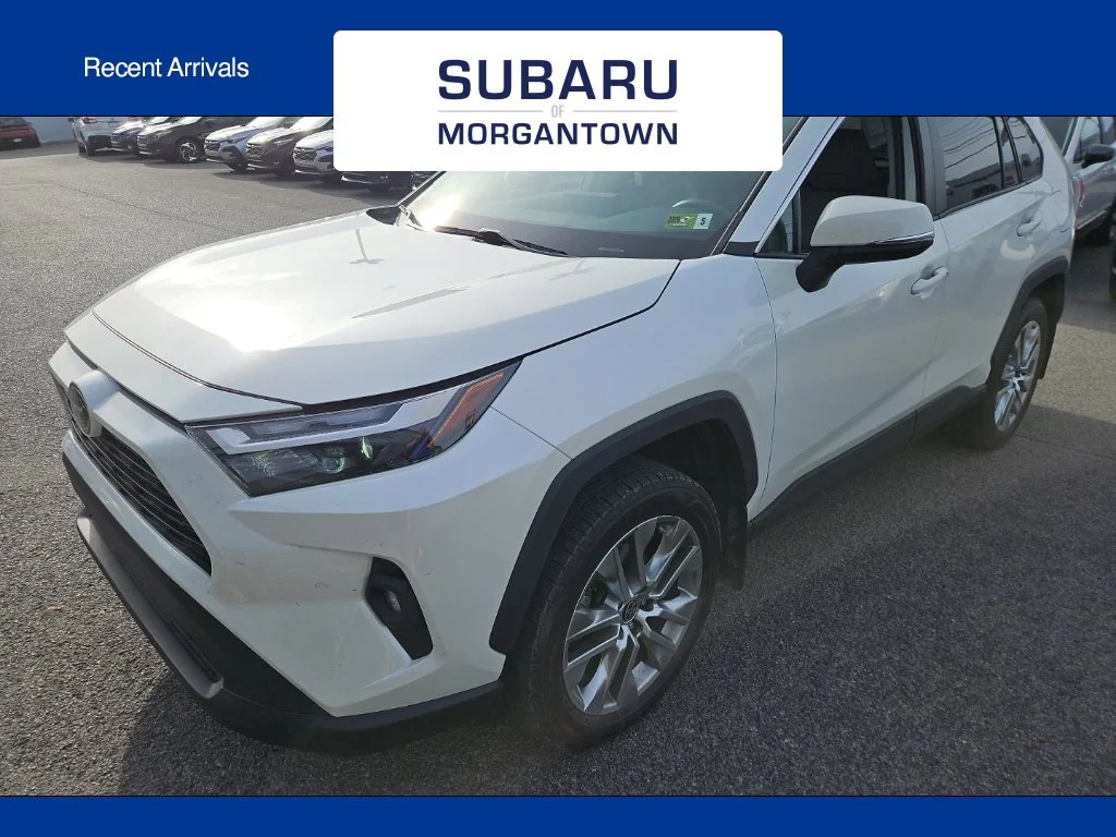 Used 2022 White Toyota XLE Premium image 1