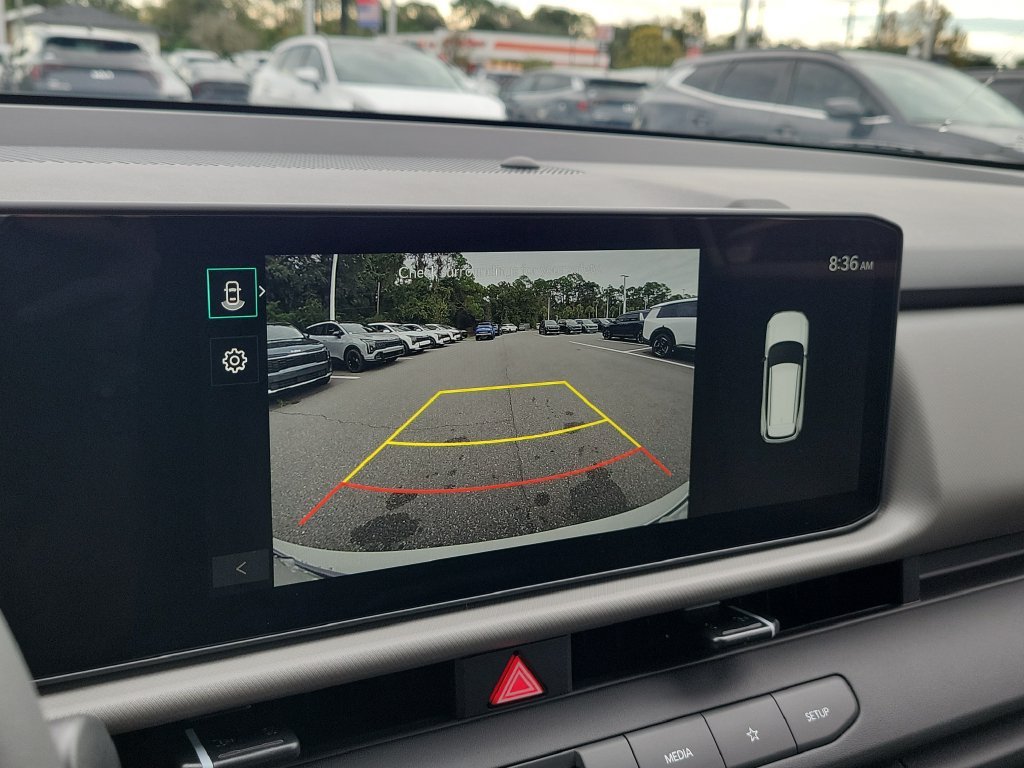 New 2027 Snow White Pearl Kia S image 28