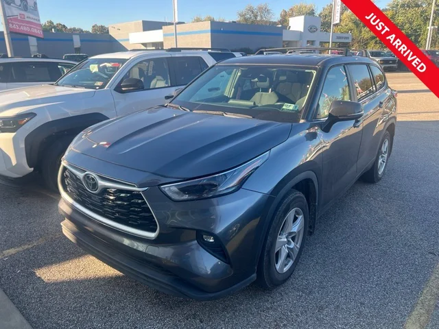 2023 Toyota Highlander LE