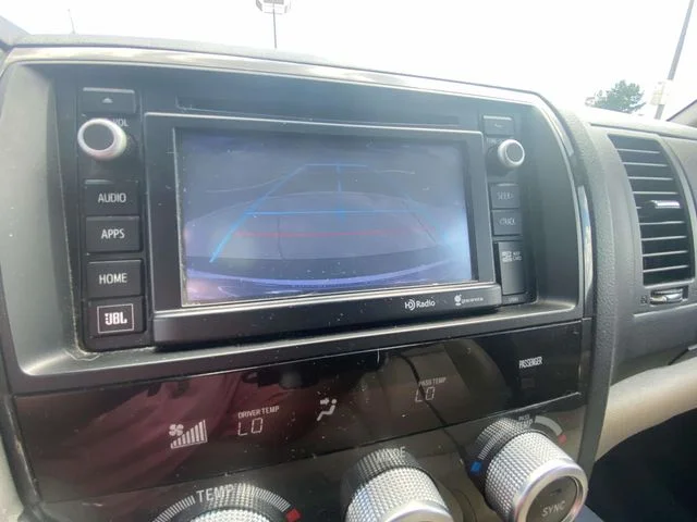 Used 2014 White Toyota Platinum image 18