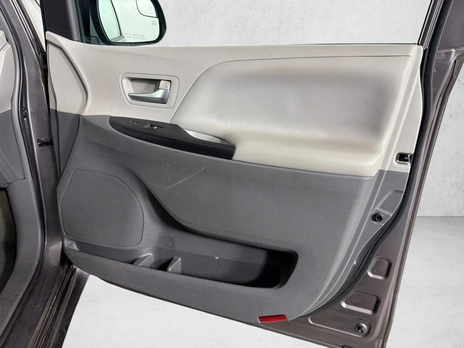 Used 2015 Predawn Gray Mica Toyota LE image 14