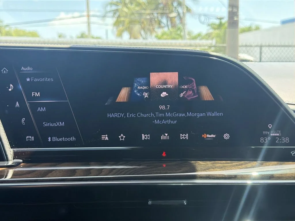 Used 2021 BLACK RAVEN Cadillac Sport Platinum image 19