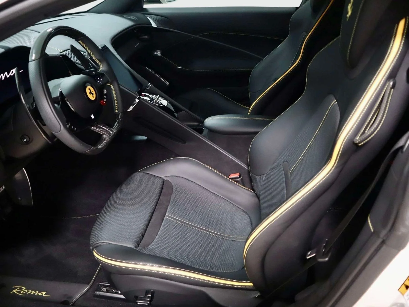 Certified Used 2023 Bianco Avus Ferrari  image 21