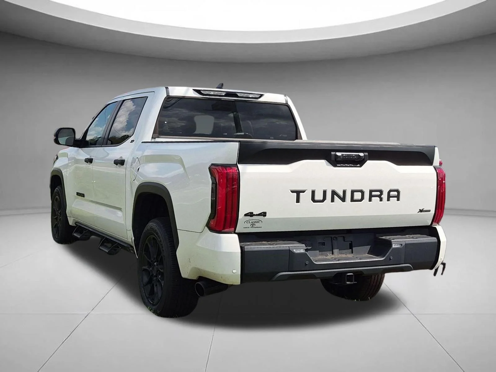 Used 2024 Ice Cap Toyota SR5 image 3