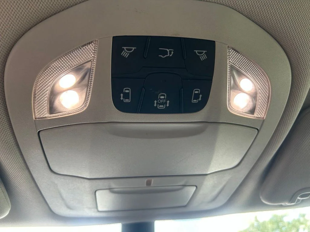 Used 2024 Black Chrysler Touring L image 50