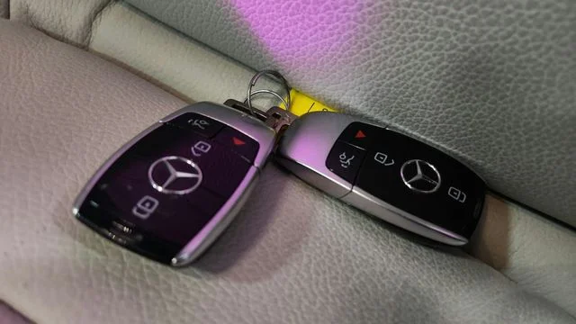 2022 Mercedes-Benz E-Class E350 - Photo 14