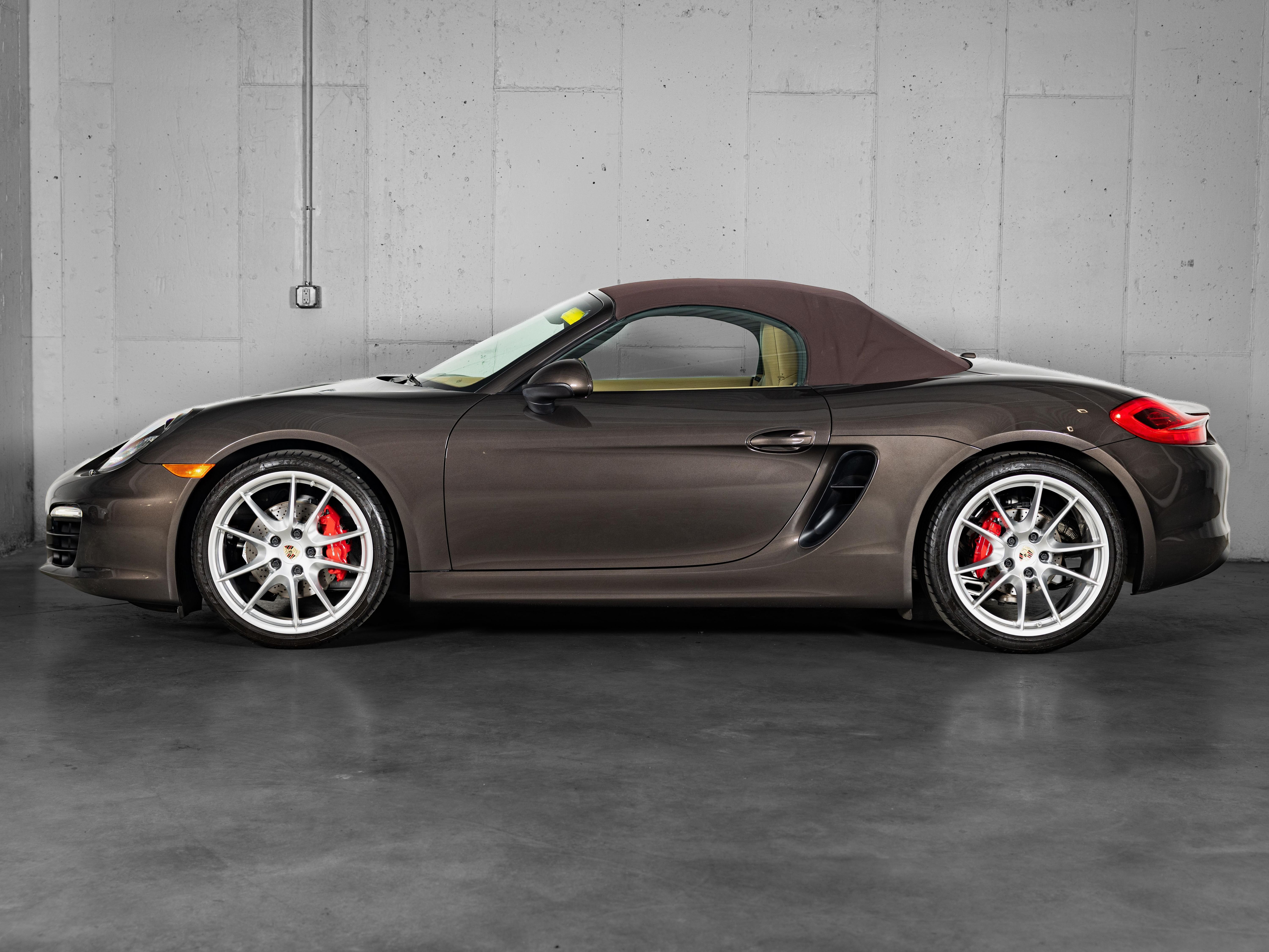 Used 2013 Brown Porsche S image 8