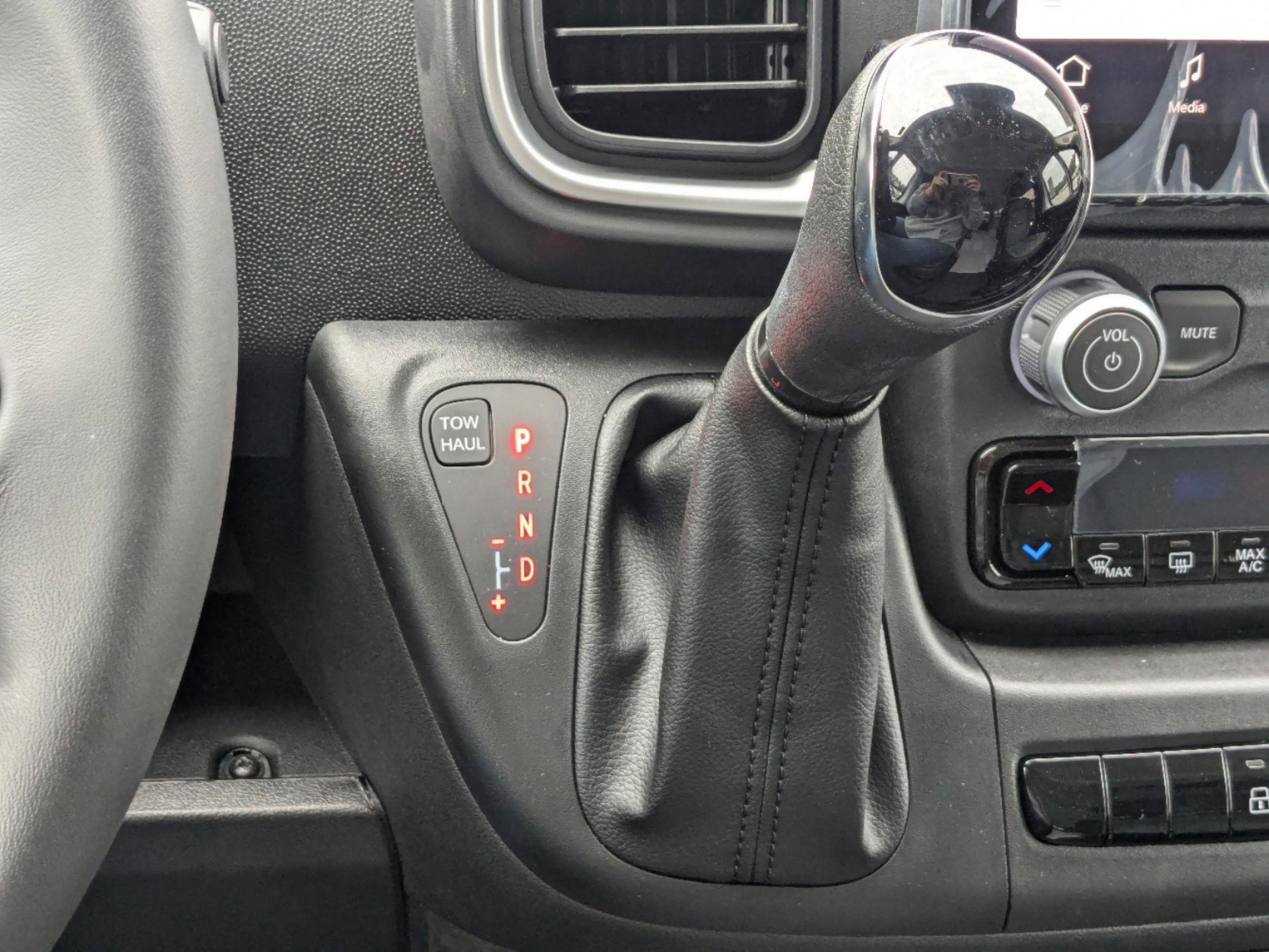 2025 RAM ProMaster Window Van Base - Photo 22