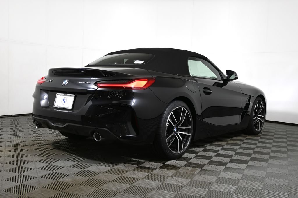 New 2026 Black Sapphire Metallic BMW sDrive30i image 8