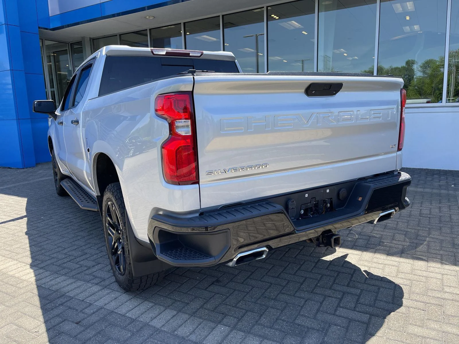 Used 2021 SILVER ICE METALLIC Chevrolet LT Trail Boss image 3