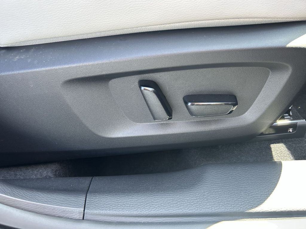 2026 Mitsubishi Outlander SEL - Photo 19