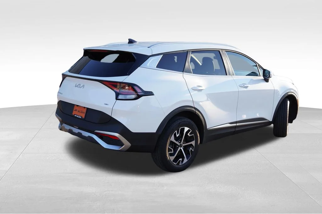 Used 2025 Snow White Pearl Kia EX image 5