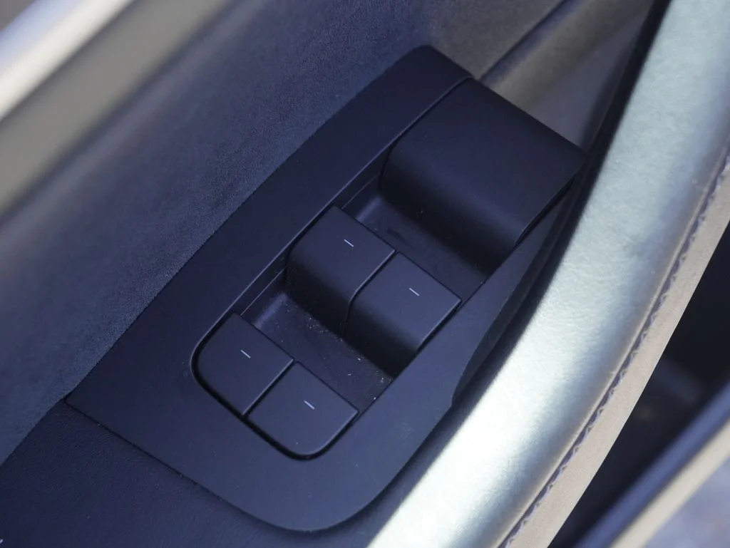 Used 2023 Blue Tesla Base image 8