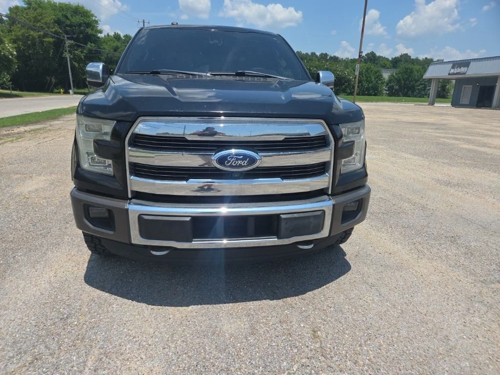 Used 2016 Black Ford King Ranch image 2