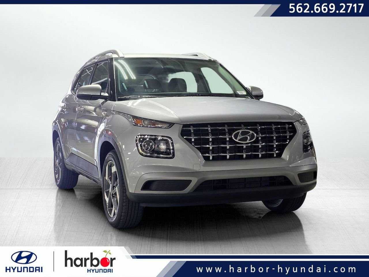 2026 Hyundai Venue SEL w/ 2-Tone Roof IVT's photo