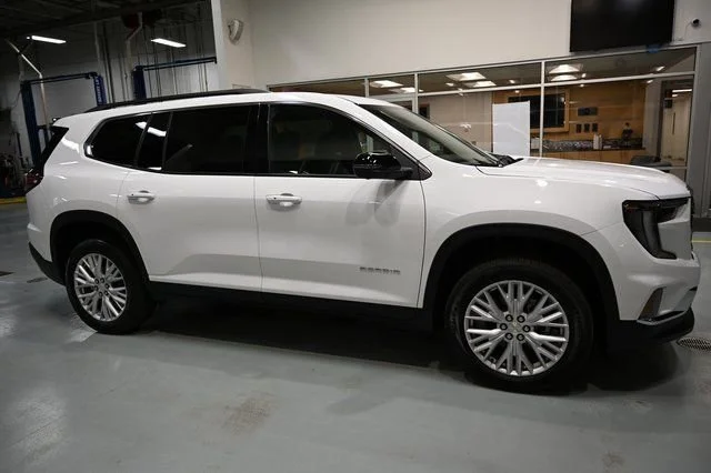 2026 GMC Acadia Elevation - Photo 5