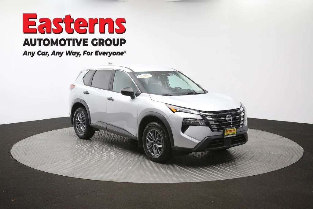 Used 2024 Silver Nissan S image 50
