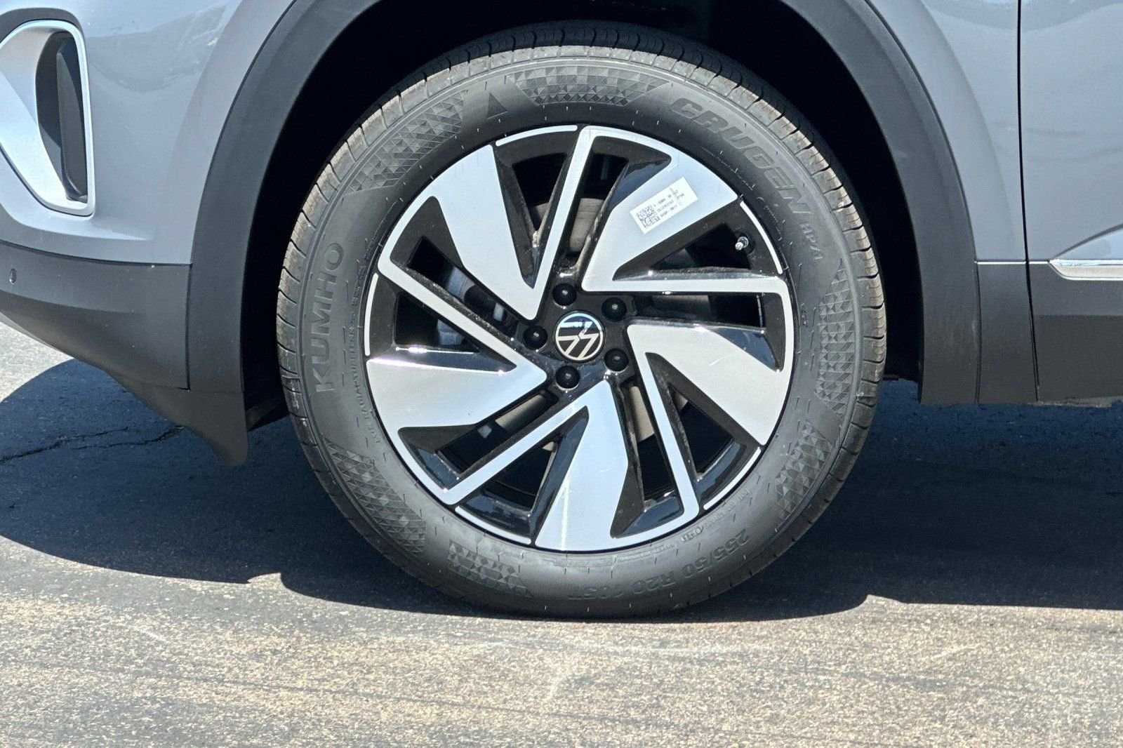 New 2026 Pure Gray Volkswagen 2.0T SEL image 24