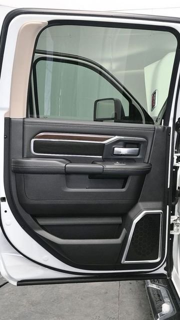 Used 2024 White Ram Laramie image 14