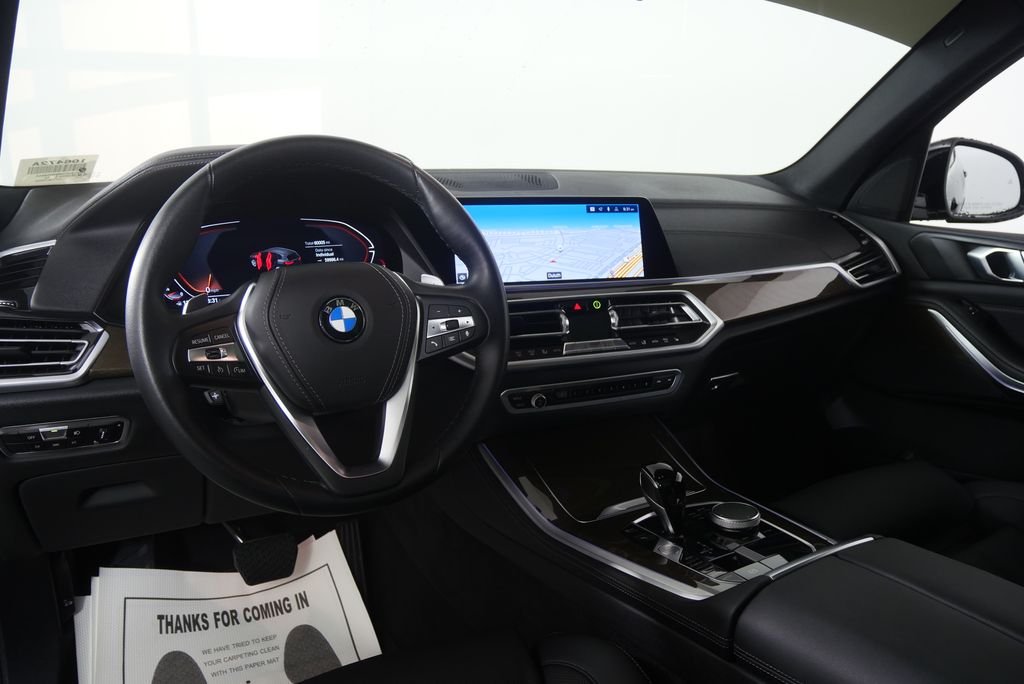 Used 2023 Jet Black BMW sDrive40i image 17
