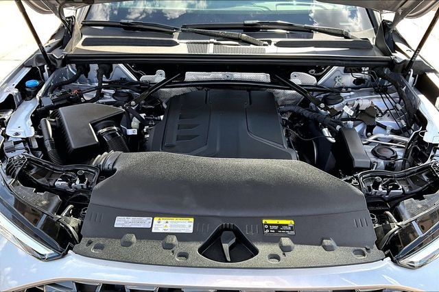Used 2025 Silver Audi  image 9