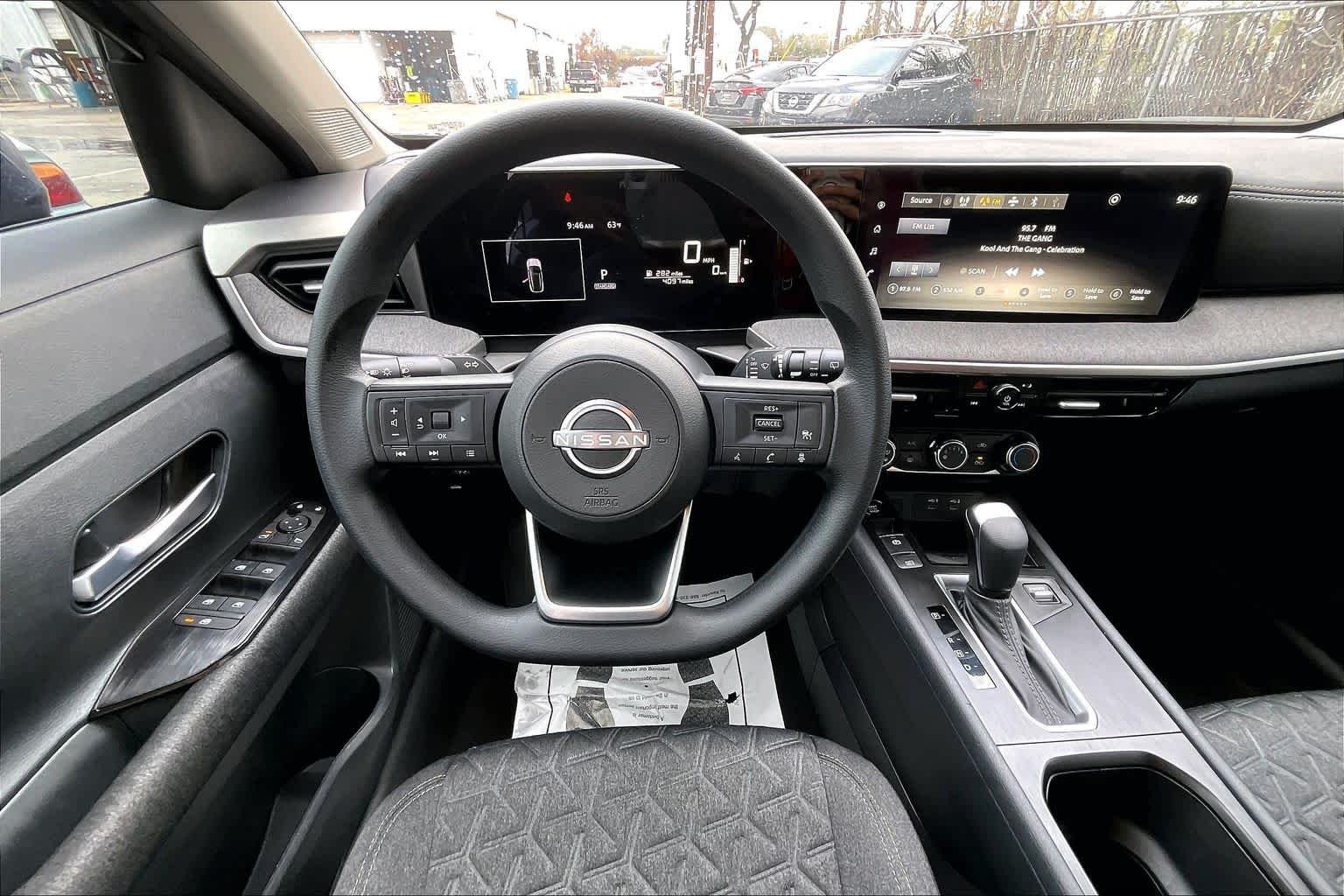 Used 2025 Deep Blue Pearl Nissan SV image 5