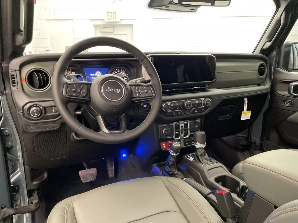 New 2026 Gray Jeep Mojave image 10